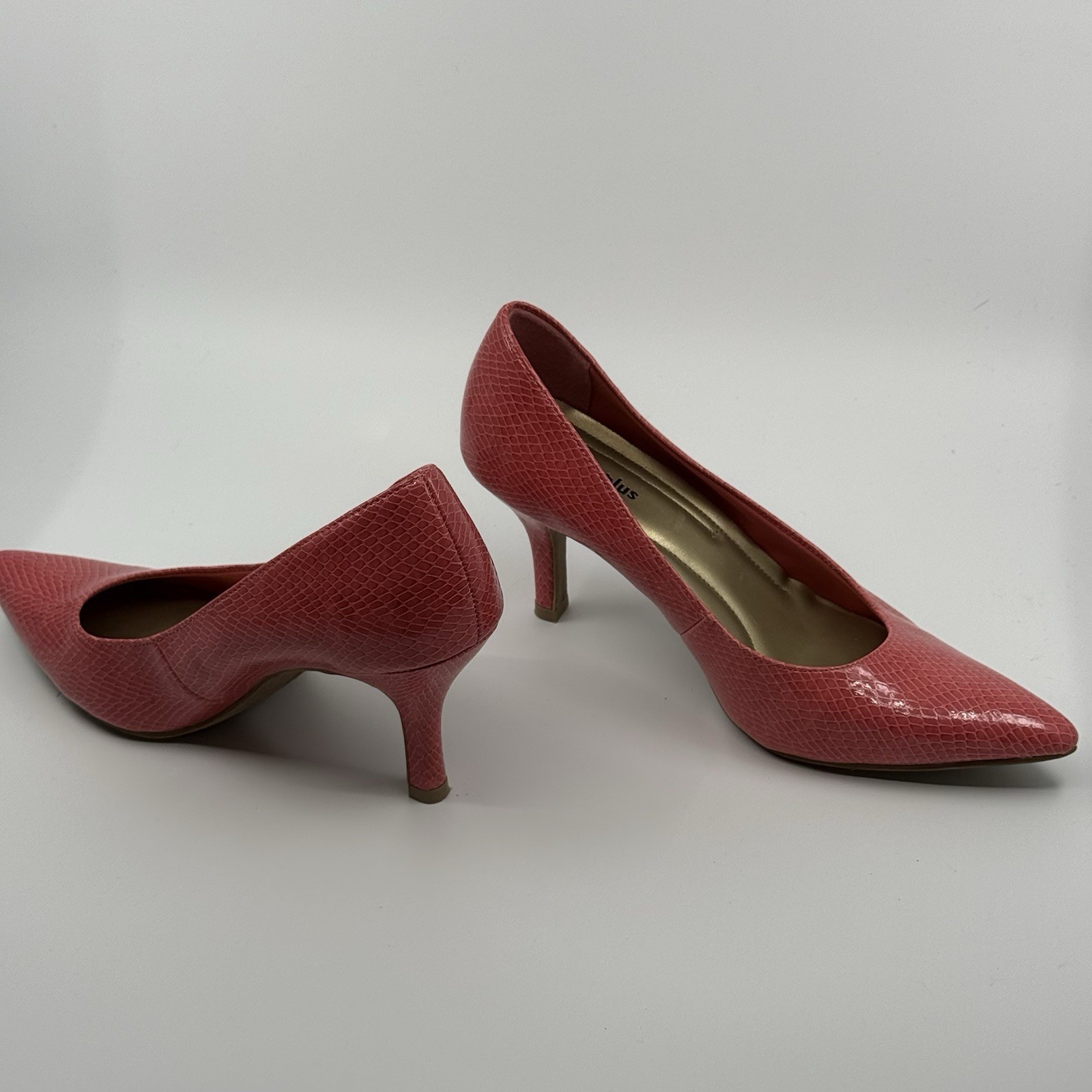 Comfort Plus By Predictions Womens Snake Print Pink Pointed-Toe Pumps Size 7M