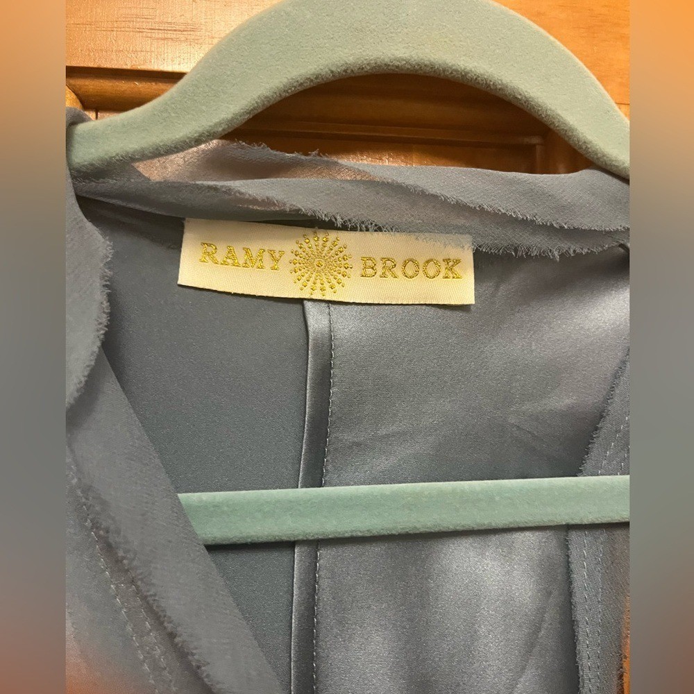 RAMY BROOK 100% SILK BLUE TOP W/ SHREDDED TRIM S