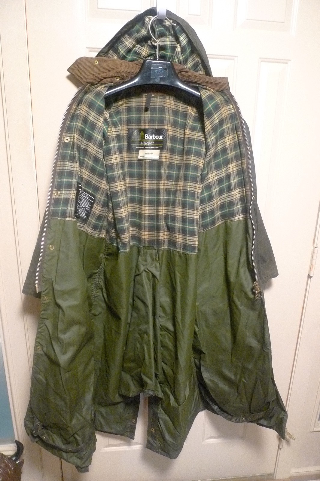 BARBOUR -A160 BURGHLEY WAX COTTON COAT – MADE@ UK – VINTAGE – SHABBY CHIC – 34