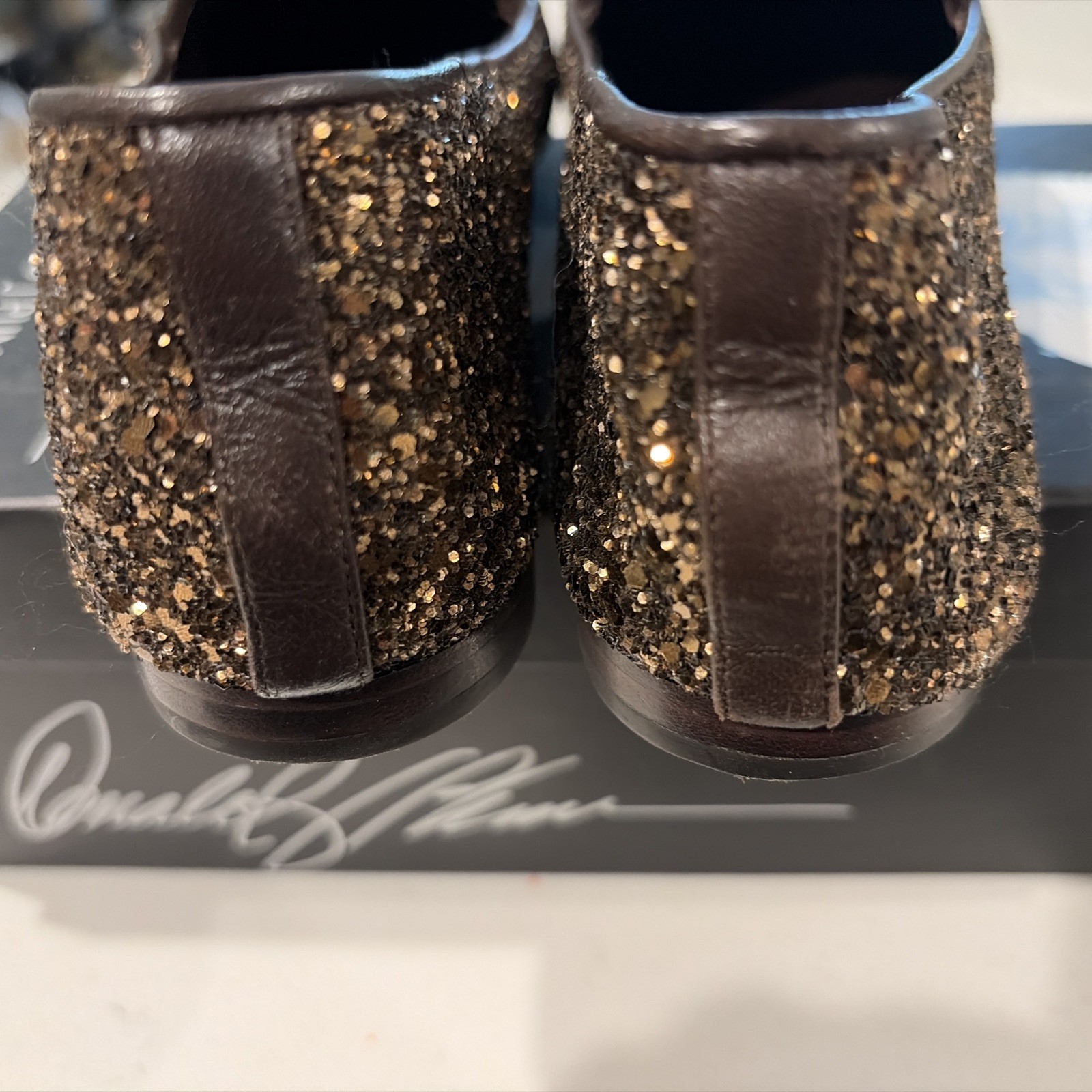 Donald Pliner Women’s Denny Loafer Style Slip-On Shoes Sz 10 Bronze Sparkle