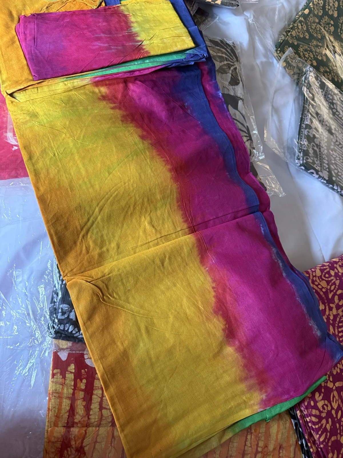 NEW 🆕, Cotton BATIK SAREE. ( Item#L3229 ) including blouse piece. Only $33