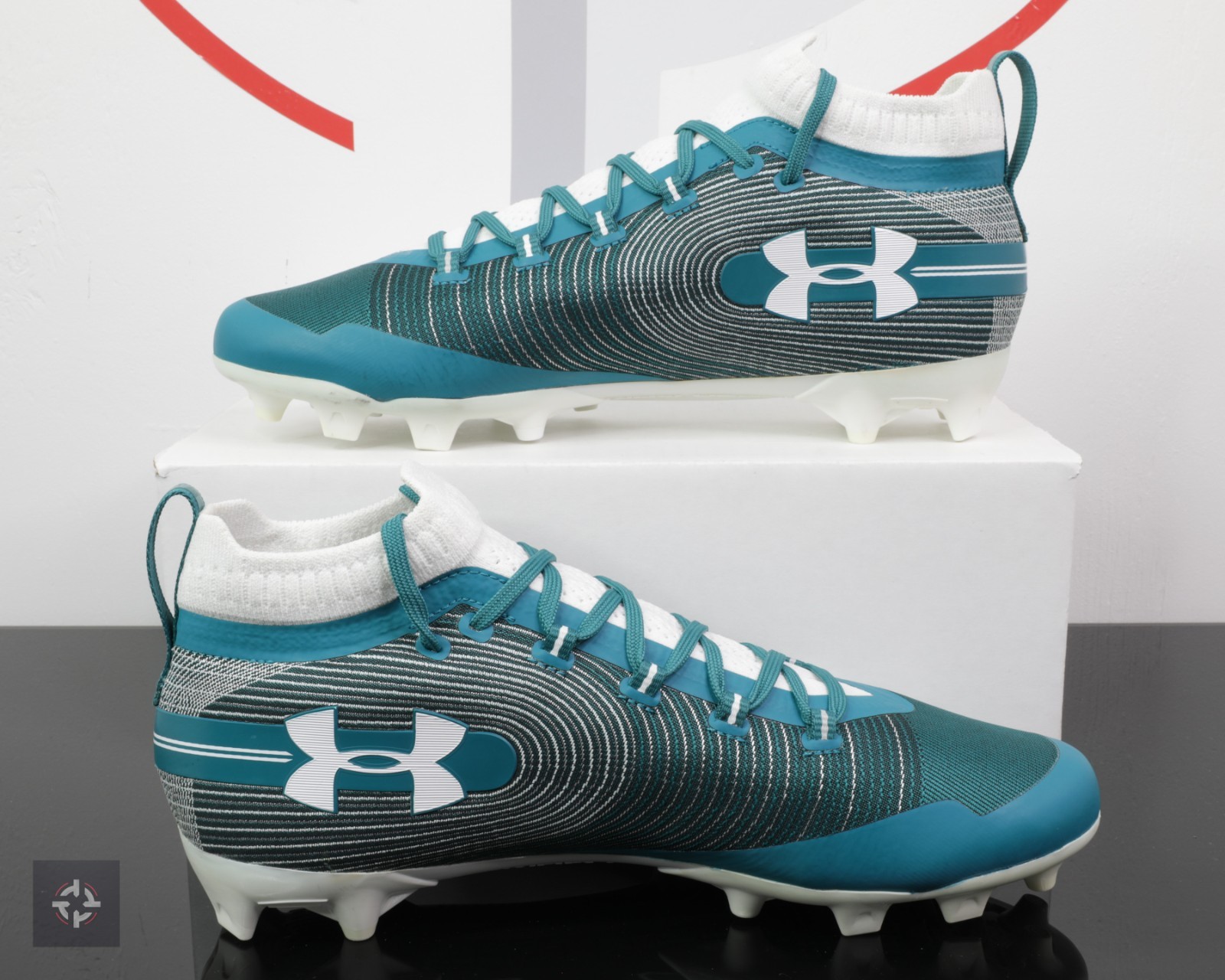 Under Armour Spotlight MC Cyan Football Cleats Men’s Size 11.5 (3021418-302)