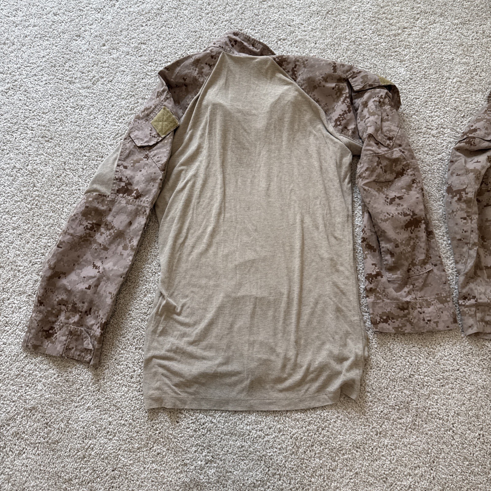 USMC FROG Desert MARPAT Combat Ensemble Shirt FR Tactical Medium-Large Lot Of 2