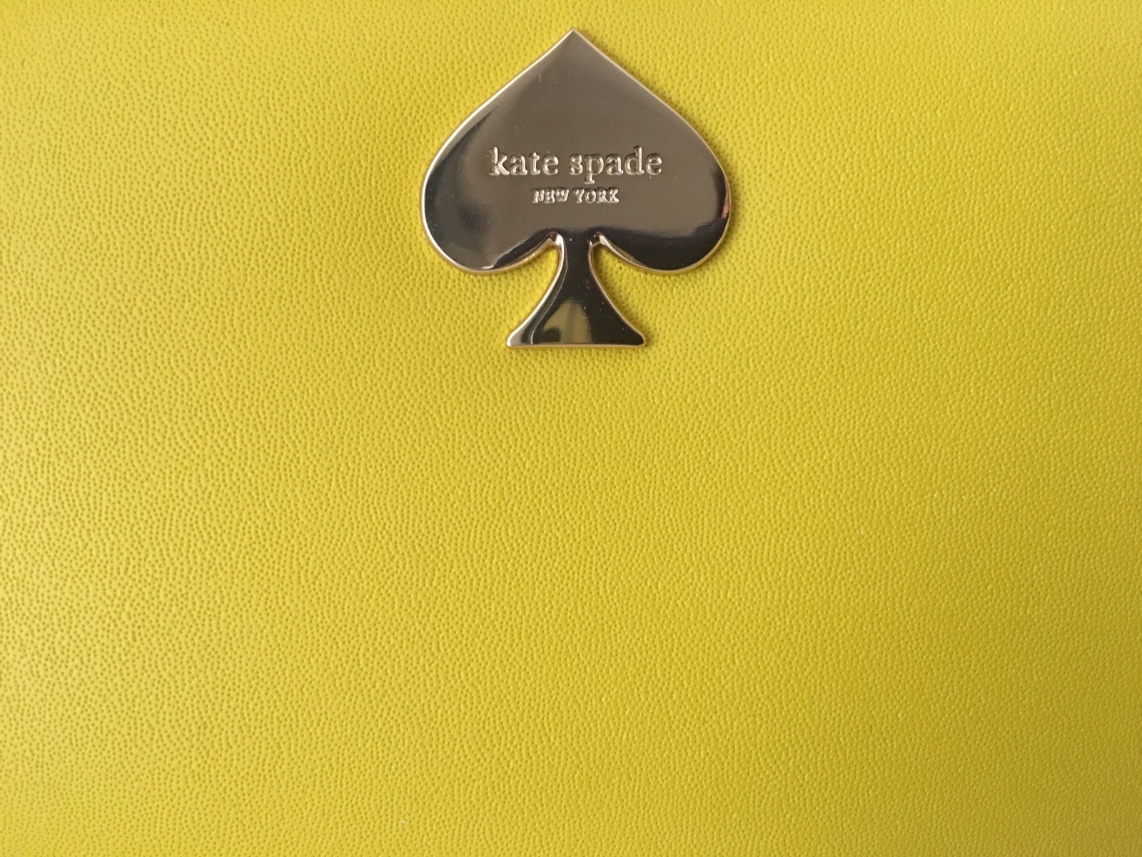 NWT Kate Spade Nisha Cobblestone Park Zip Around Wallet, Graffitiyl (708)/Yellow