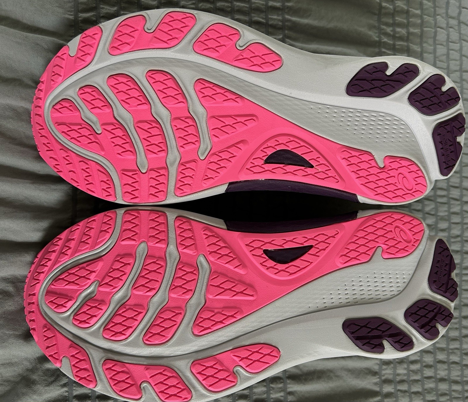 Size 11.5 Asics Women’s Gel Kayano 30 Black/ Lilac Hint 1012B357-004 New in Box