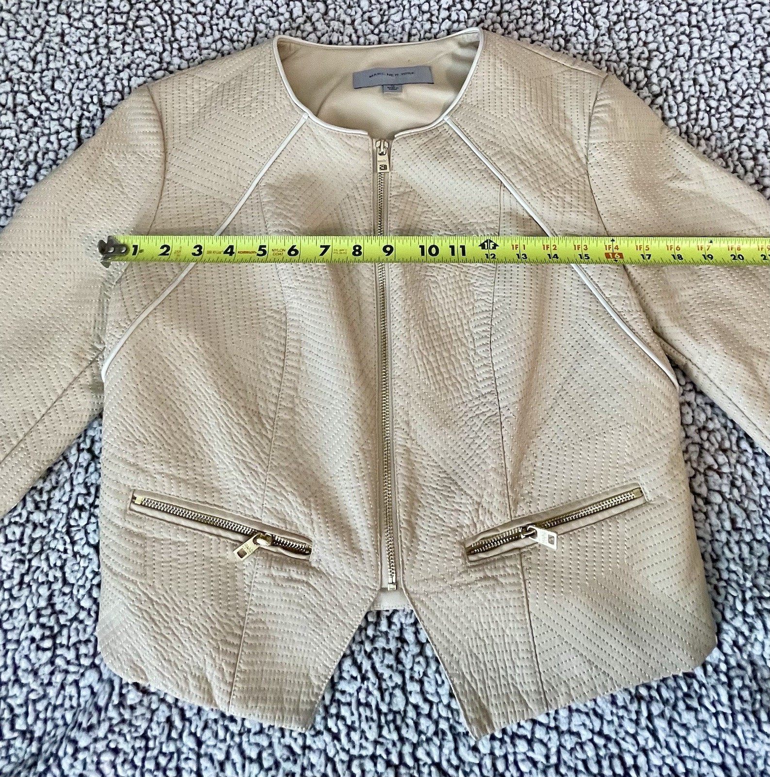 MARC NEW YORK ANDREW MARC JACKET BEIGE GOLD ZIPPERS SIZE M 100% Polyurethane