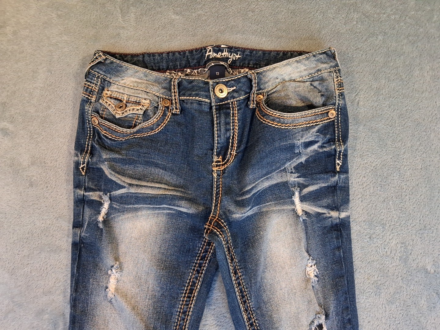 Amethyst Bootcut Jeans Distressed Blue Wash Stitching Embroidered Size 13