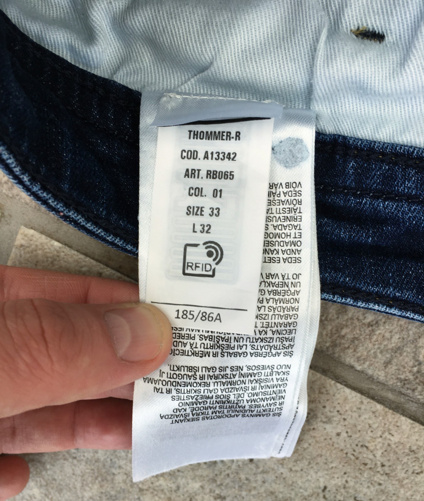 Mens Diesel THOMMER-R RB065 Slim Blue Stretch Denim Jeans – Zip Fly – W33 L32