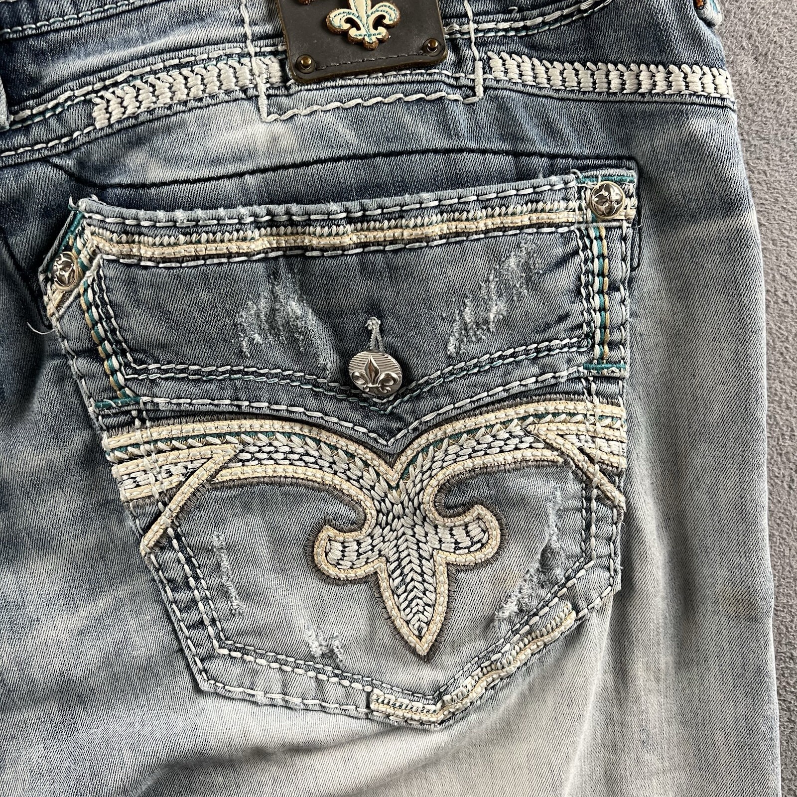 Rock Revival Feeney Jeans Mens 44×34 Light Wash Distressed Denim Relaxed Fit Y2K
