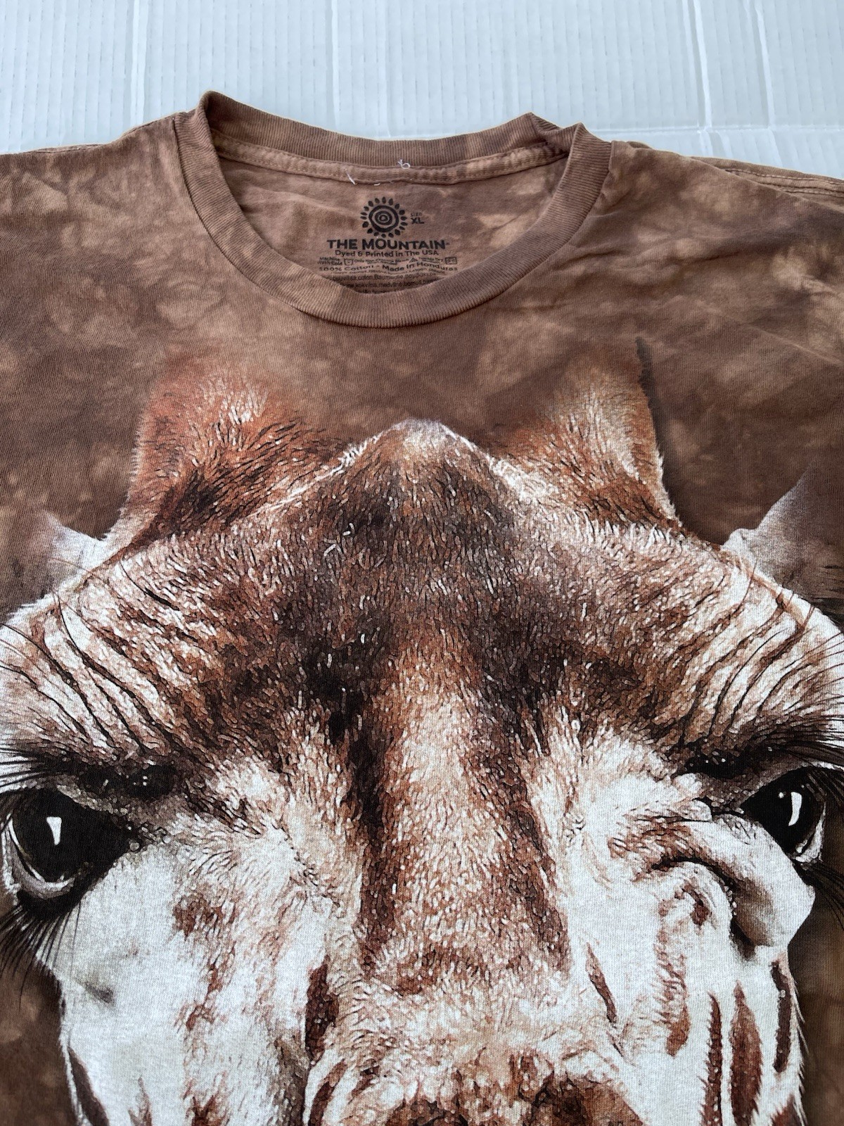 The mountain T-shirt giraffe new size XL