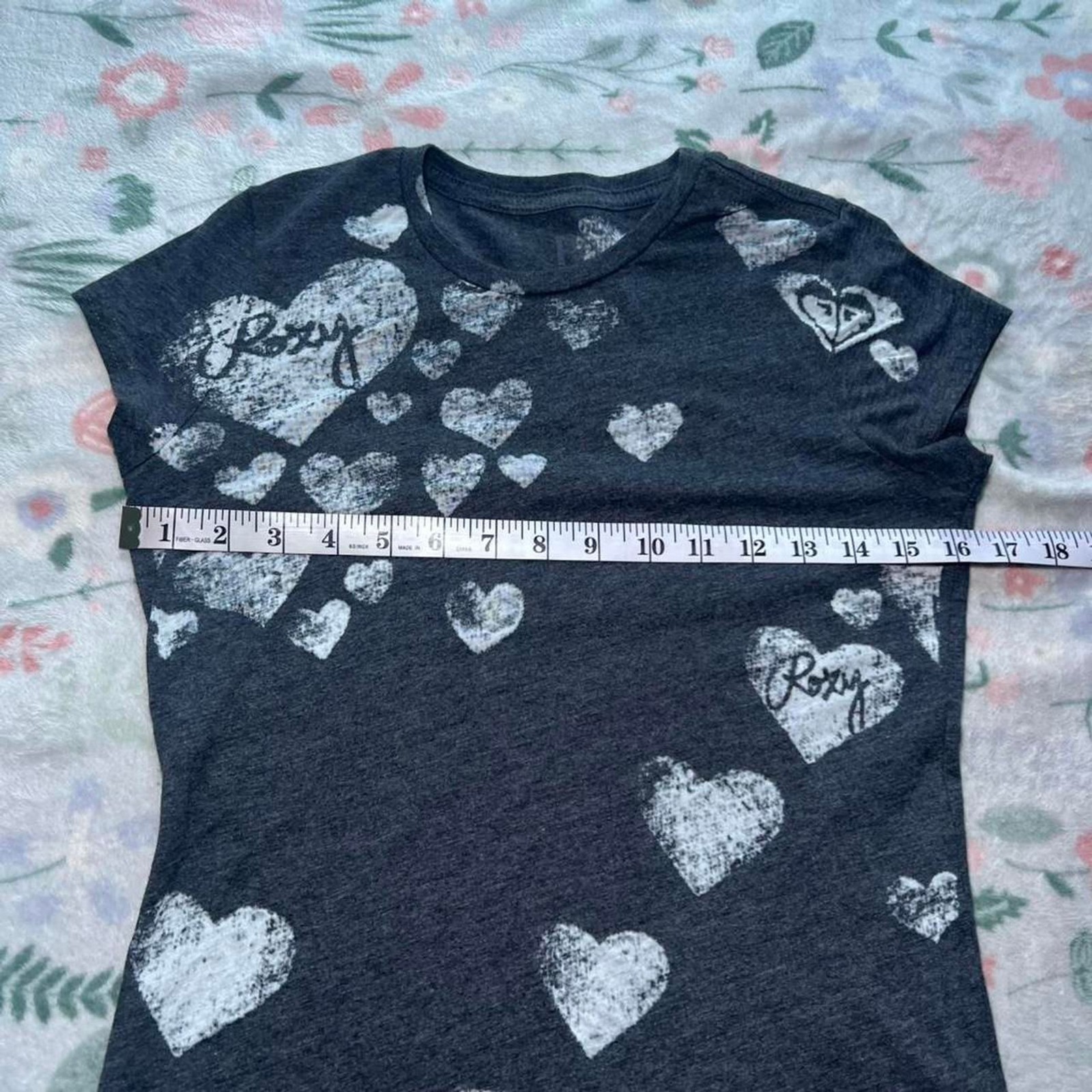 Vintage Y2K Roxy Baby Tee S – McBling Surfer Heart Logo Mall Grunge 2000s Retro