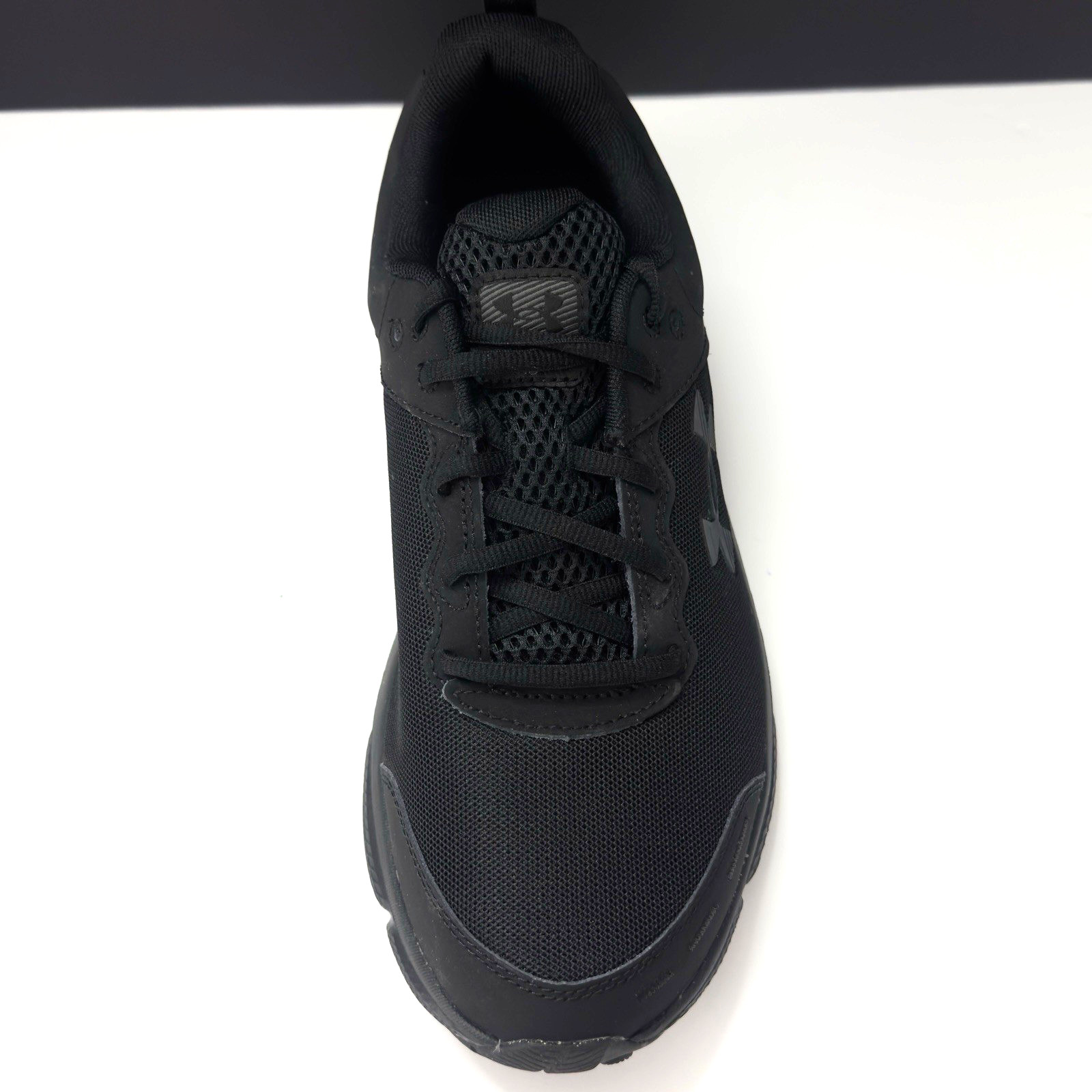 Under Armour Charged Assert 10 Mens 11 4E Extra Wide Black Running Shoes