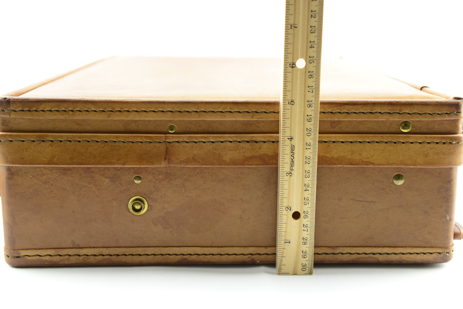 Hartmann Luggage Belting Brown Leather Briefcase Attache 18 x 13 x 5 Inches
