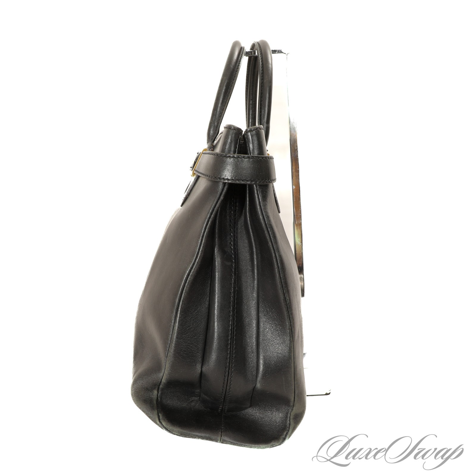 Gucci Made in Italy Black Running Leather Marmont Buckle Handbag Bag #16E008