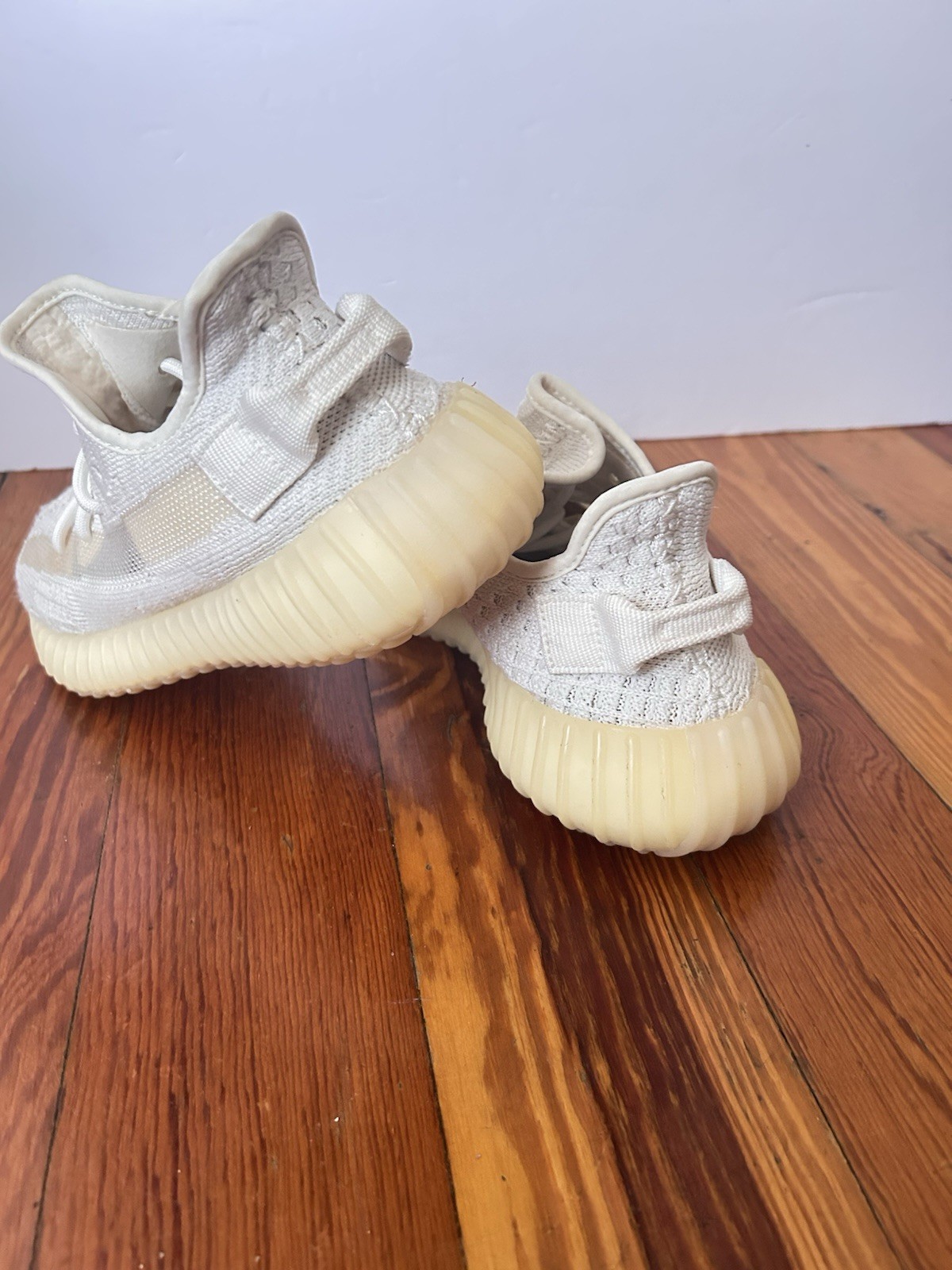 Adidas Yeezy Boost 350 V2 “Light” – Men’s US 5 / UK 4.5 – Good – Aut GZ2792
