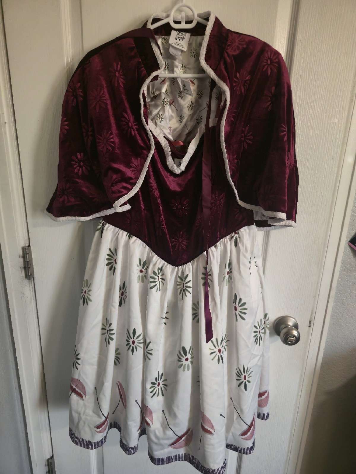 NWT Disney Dress Shop Her Universe Haunted Mansion Tightrope Walker 2 Piece XL!