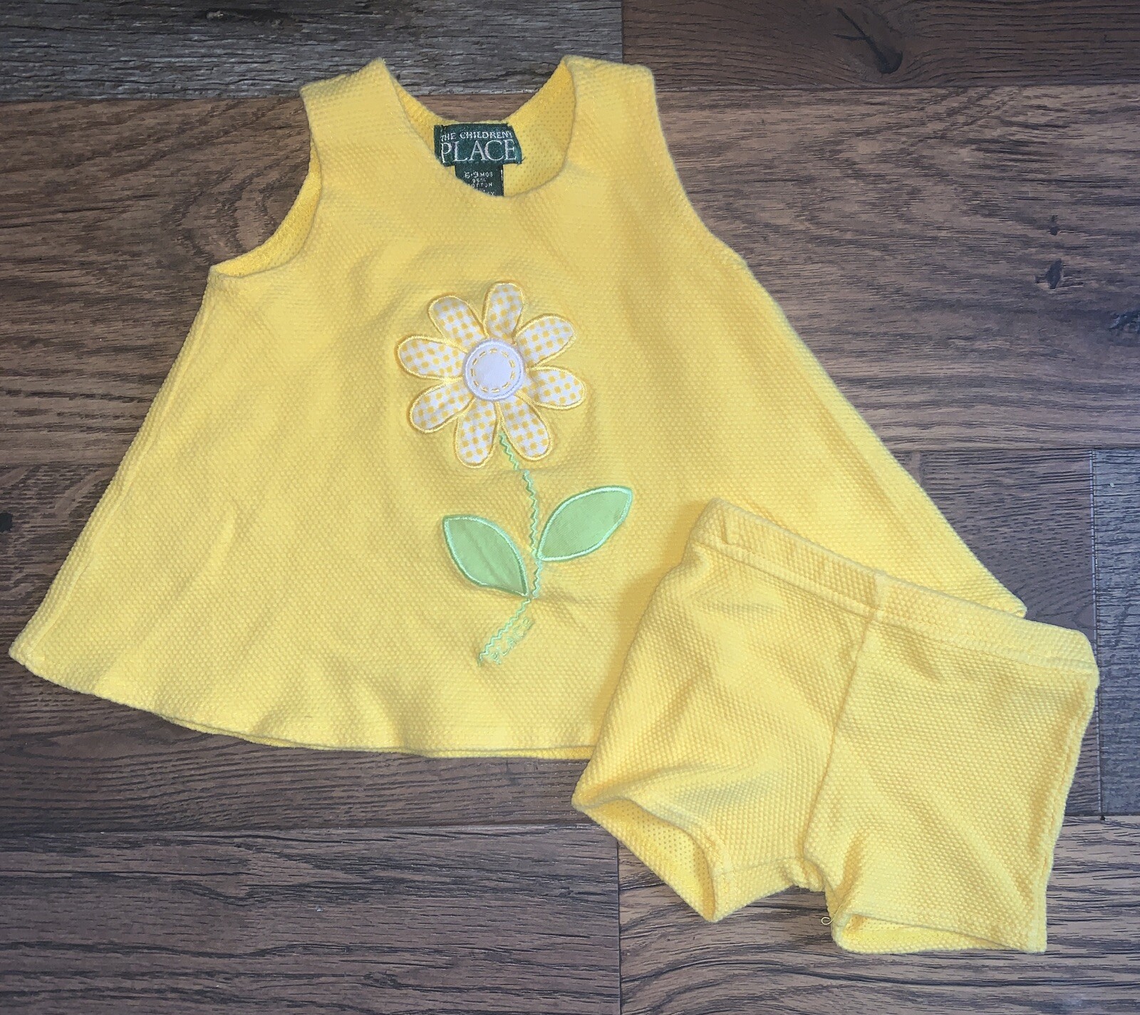 The Children’s Place Two Piece Yellow Summer Outfit Size 6-9 Months