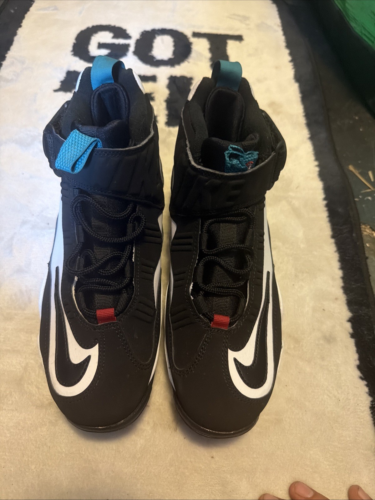 DD8558-100 Men’s 8.5 Nike Air Griffey Max 1 “Freshwater” White/Black-Fresh Water