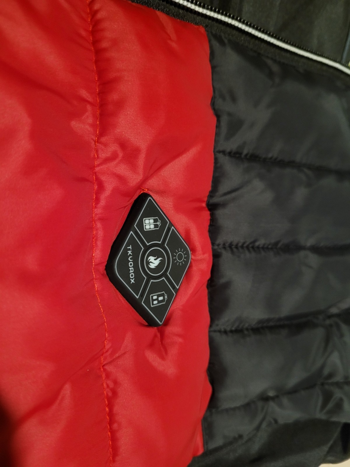 TKVOROAX Men’s Puffer Vest Black Red White Color-block Full Zip Quilted Size M