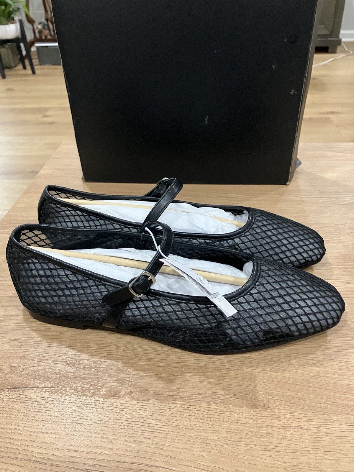 Gap Women’s Synthetic Mesh Mary Jane Flat Shoes Size 10 NWT