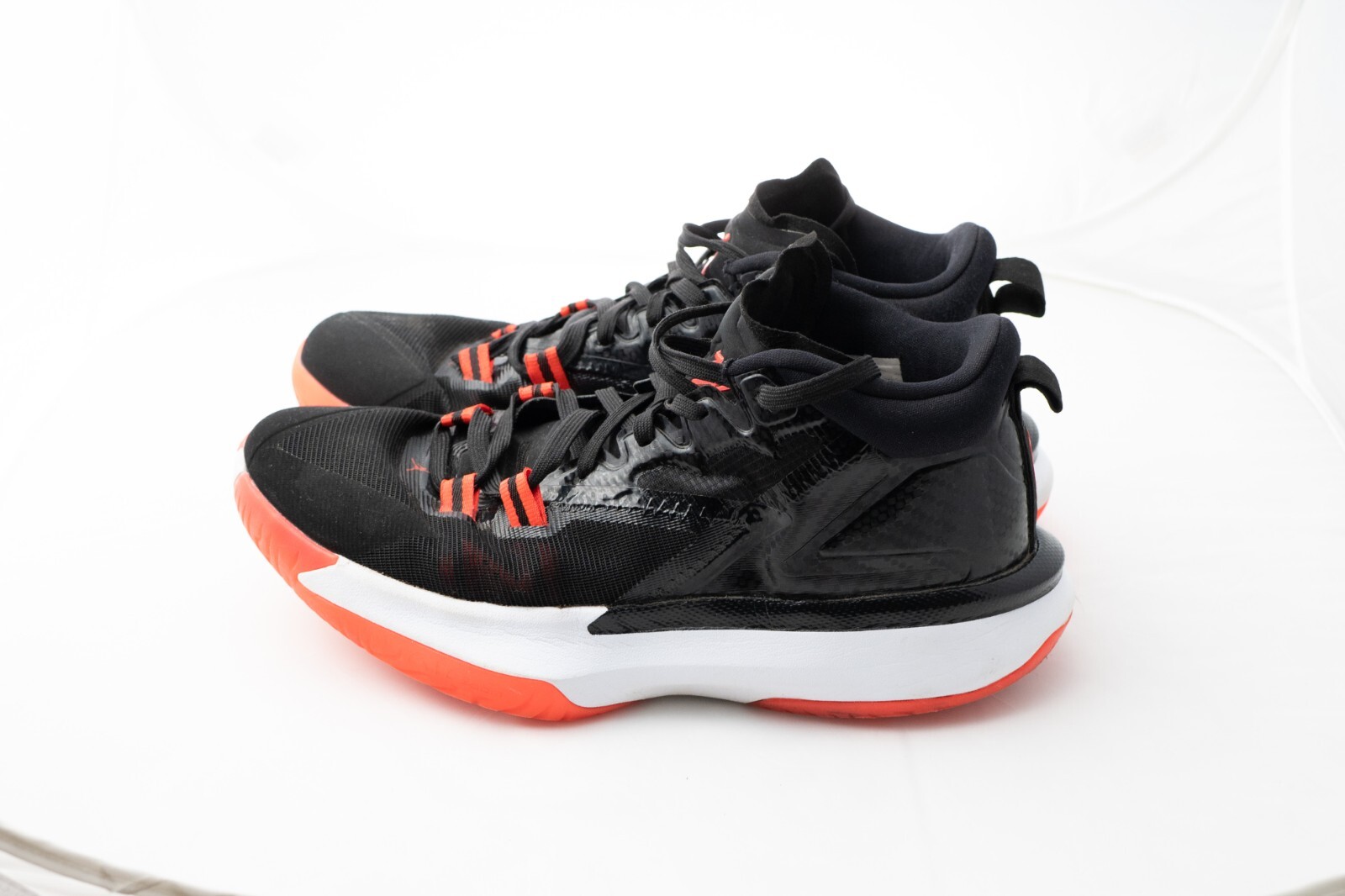 Jordan Zion 1 Black Size 9 – da3130006 comes with original box