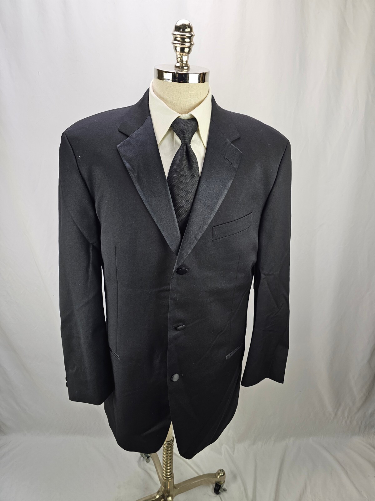 Hugo Boss Men’s Black Wool Tuxedo Jacket 44L