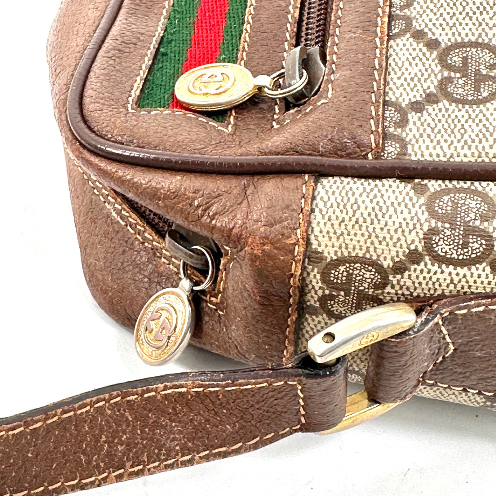Vintage GUCCI Sherry Shoulder Bag GG Crossbody Authentic