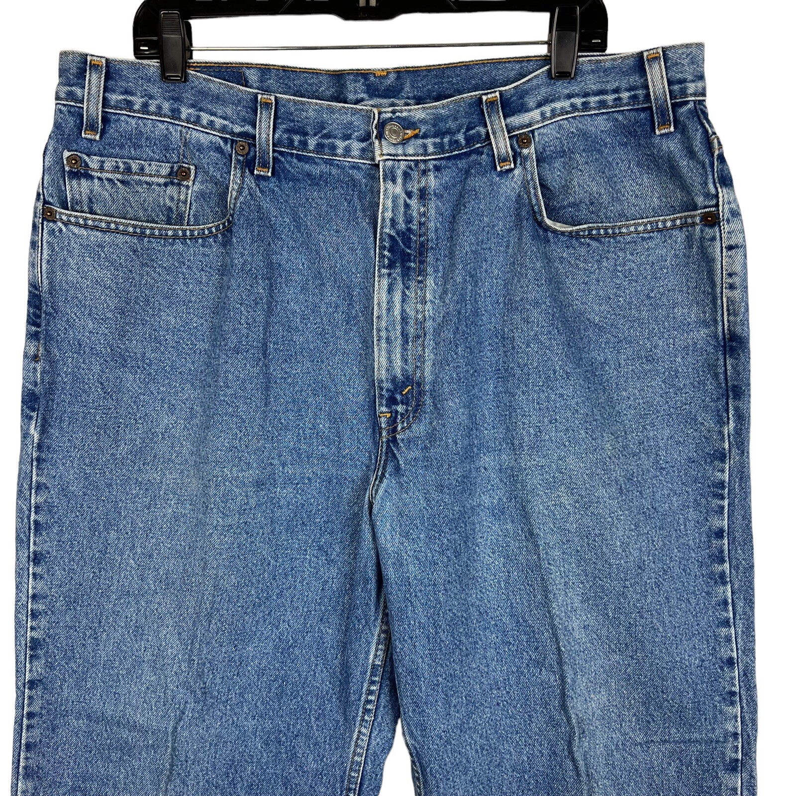 LEVIS MEN SIZE 40×30 (38×29 Actual) RELAXED STRAIGHT LEG MEDIUM WASH JEANS