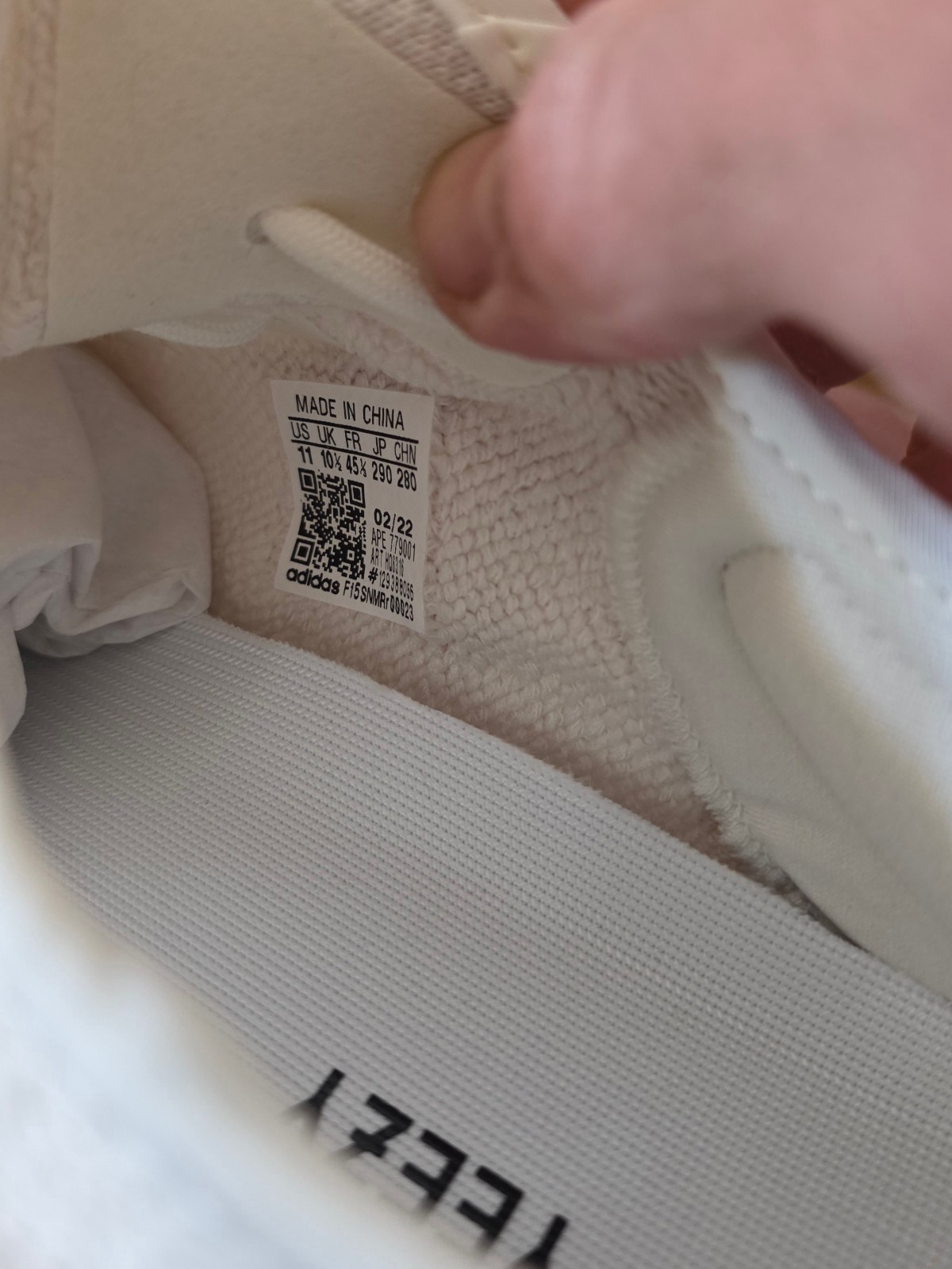 Adidas Yeezy Boost 350 V2 HQ6316 Size EU 45 1/3 Bone US 11 White White UK 10.5