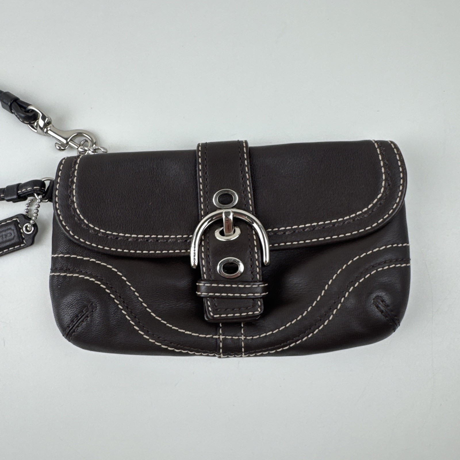 Y2K Coach Soho Chocolate Brown Flap Wristlet Pouch Buckle Accent & Zip Closure