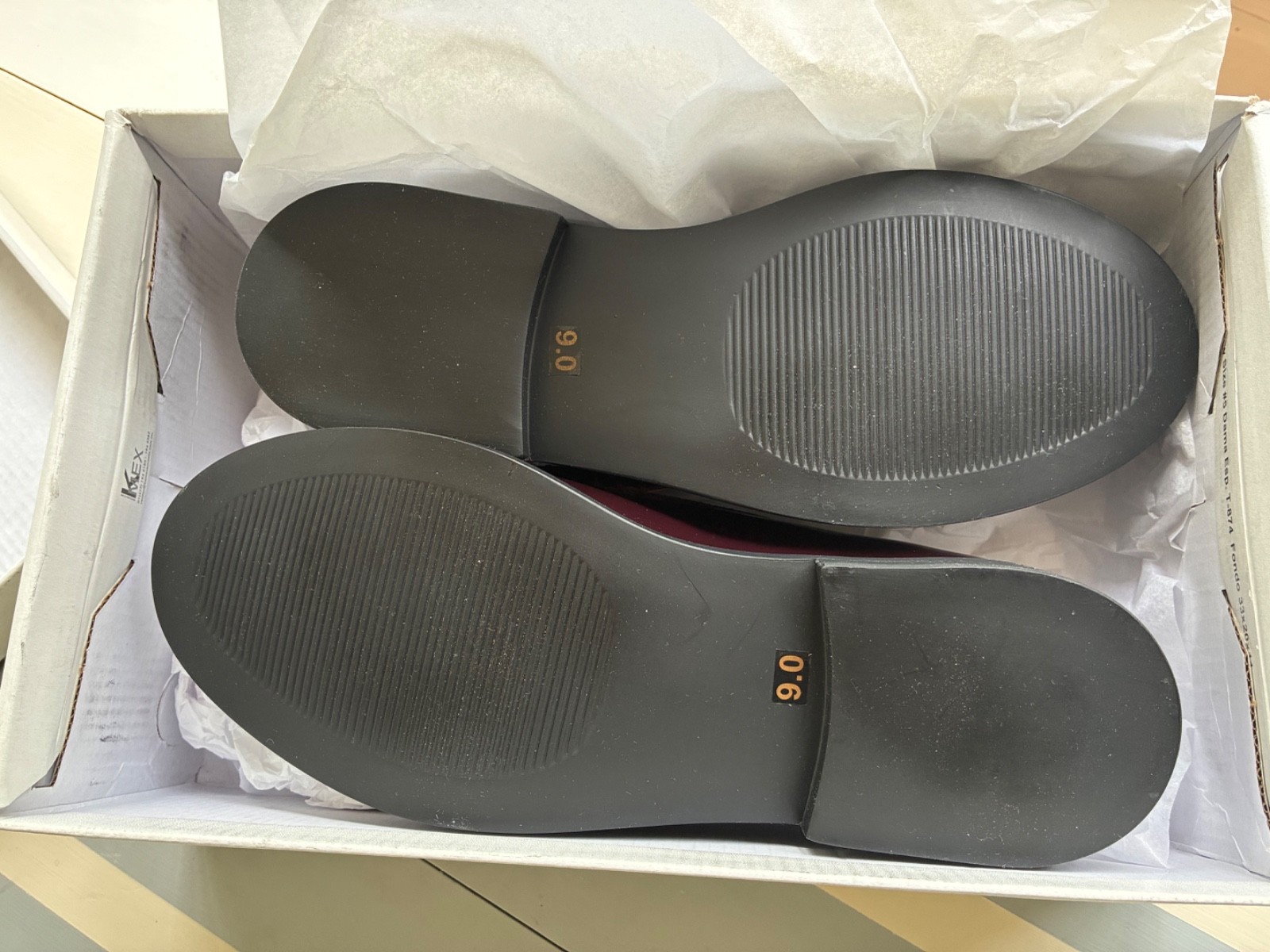 Steve Madden womens loafers, Madison Burgundy size 9 never worn, still in box