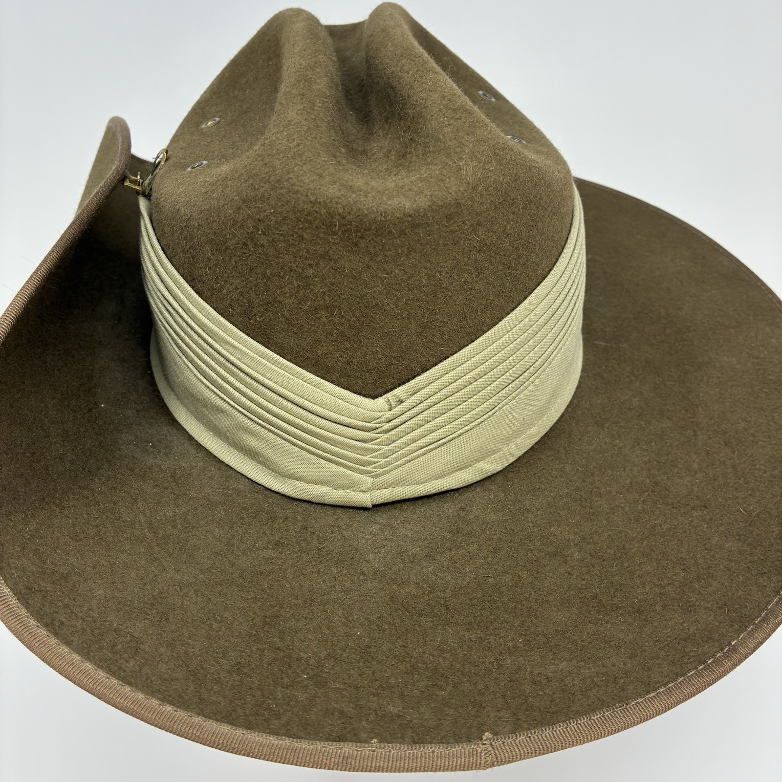 VTG Australian Army Slouch Hat 54 Khaki Fur Felt 6 3/4 Mountcastle S/XS EUC