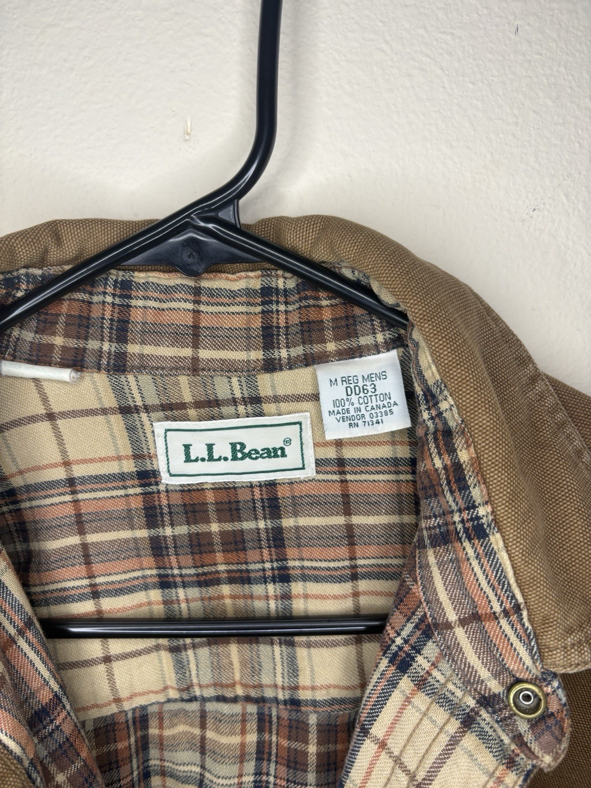 Vtg. L.L. Bean Canada Made 100% cotton Brown Plaid Lined Shirt Jacket S M
