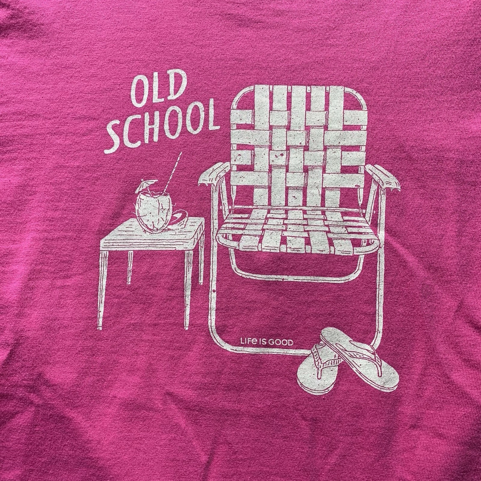 Life Is Good Old School Crusher T-Shirt Size MED Pink Beach Chair Birthday