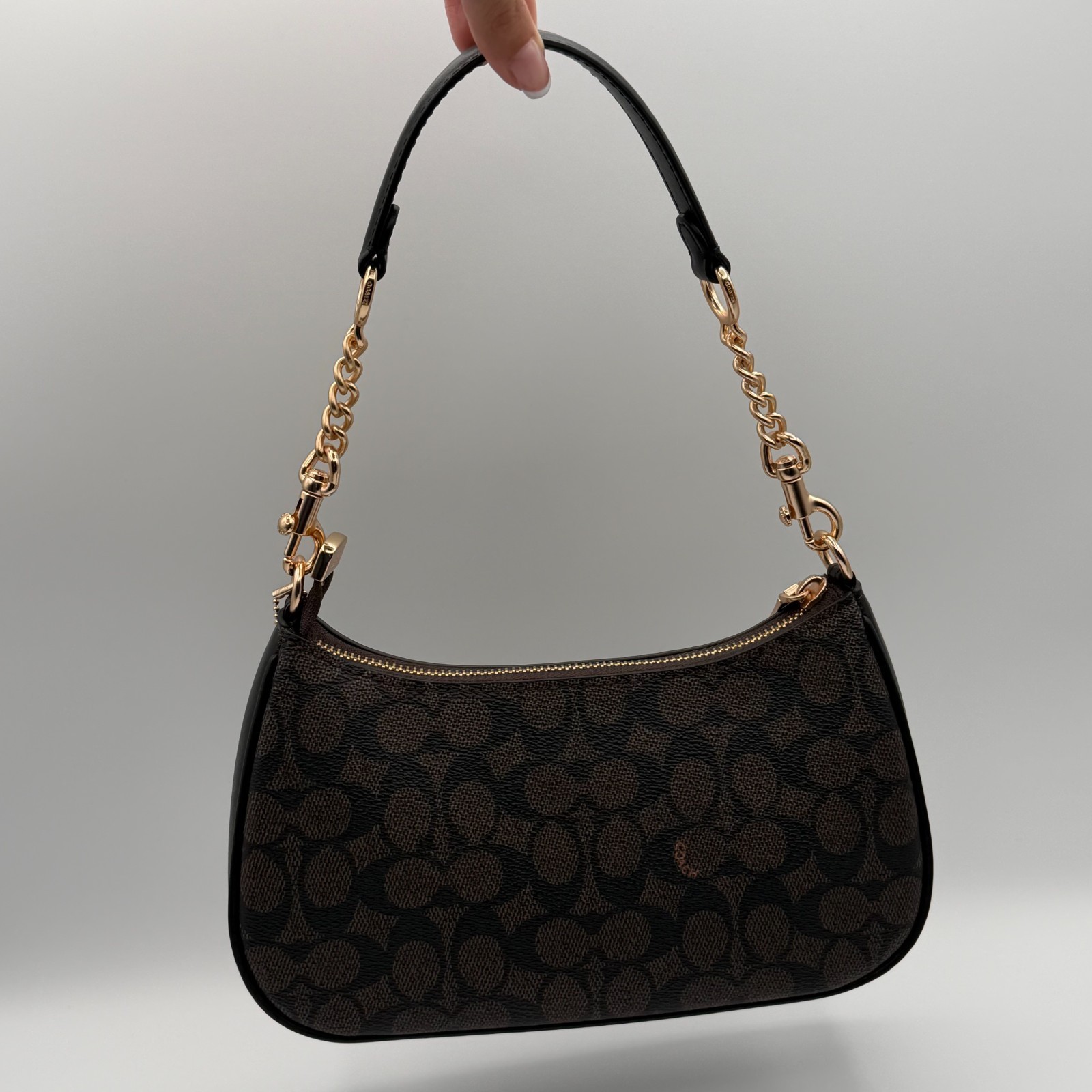 Coach Teri CV933 Brown Women’s Shoulder Bag Signature Canvas Purse