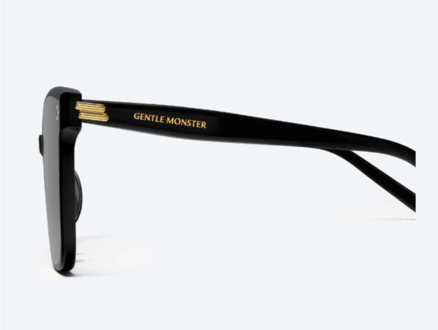 Gentle Monster New Her 01 Sunglasses Black With Case New