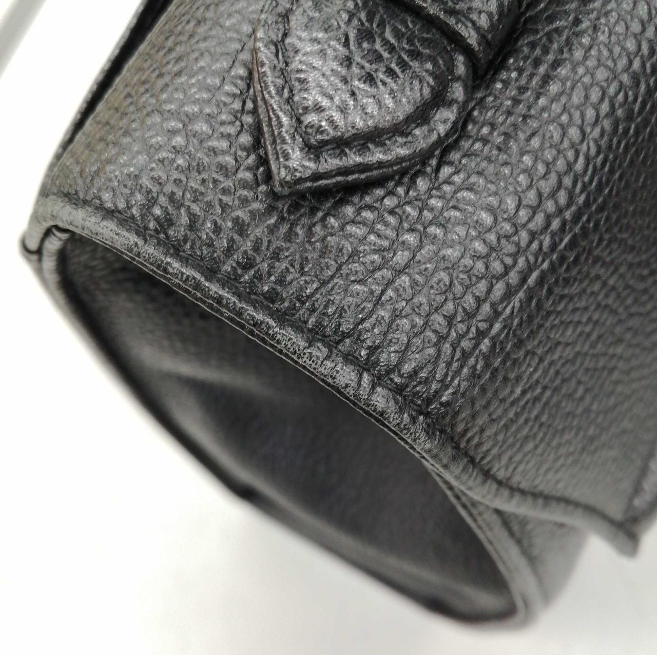 Yves Saint Laurent Handbag 10.6 inch Black