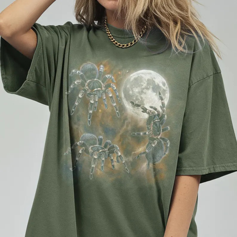 Comfort Tee Three Tarantula Moon Animal Insect Spider Graphic Gift