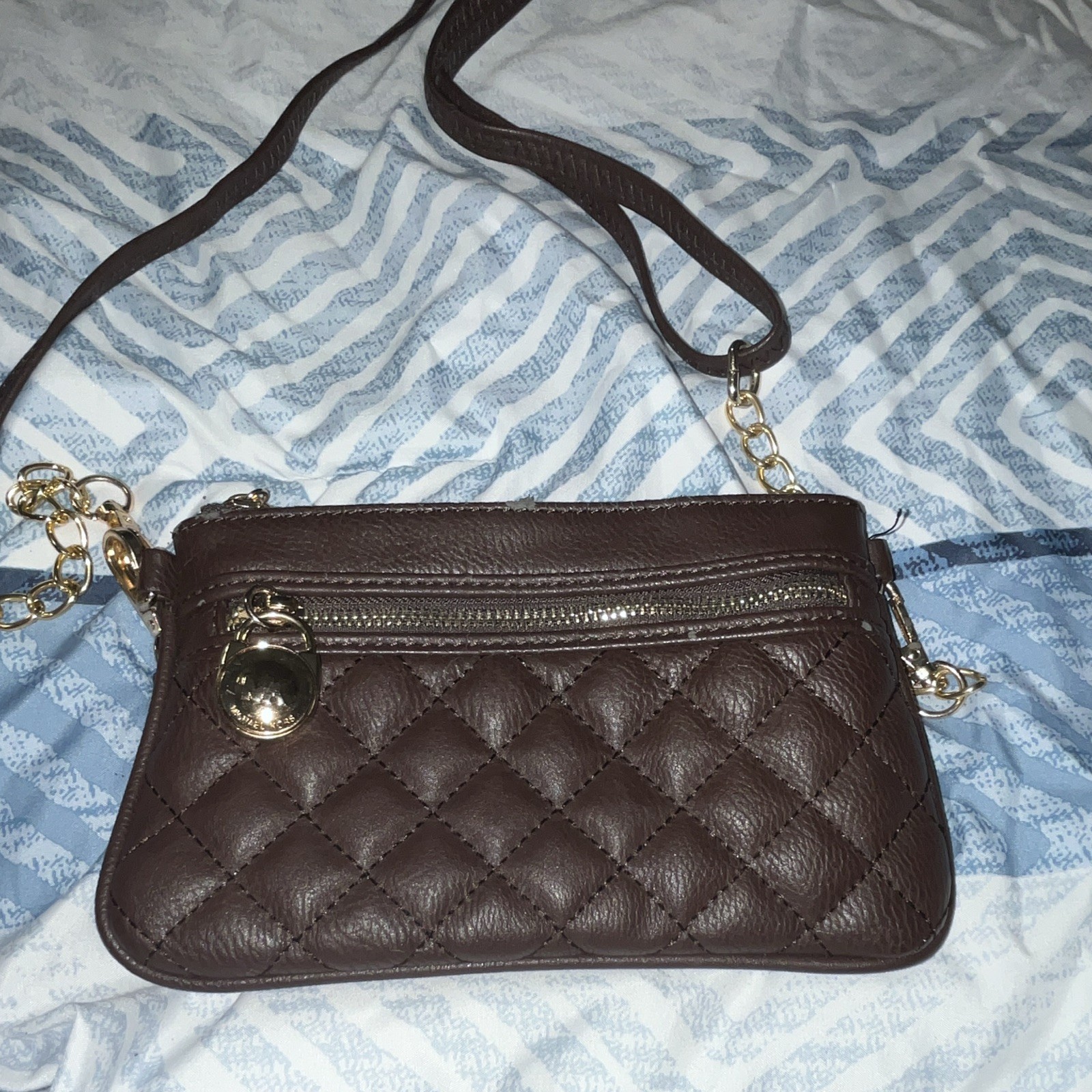 Brown Quilted Small Crossbody Bag Chain Strap Zip Gold Hardware Lined Pockets