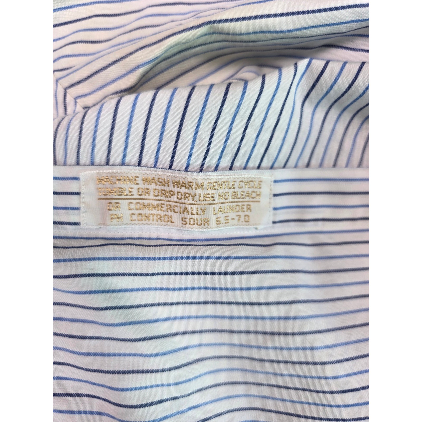 Vintage Nordstrom Button Down Shirt Mens 15.5-32 Blue White Pinstripe Broadcloth