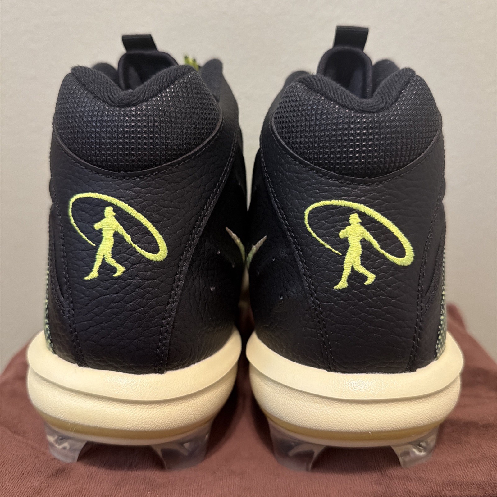 BRAND NEW Nike Griffey 2 MCS ‘Black Volt’ HF1579-001 Men’s Size 11.5 Cleats 🥵