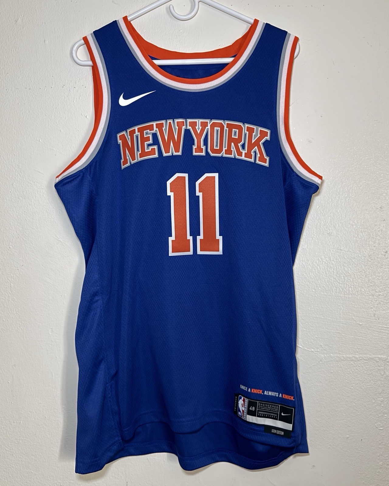 Nike x NBA New York Knicks Jalen Brunson #11 Jersey Icon Men Size L (DN2015-498)