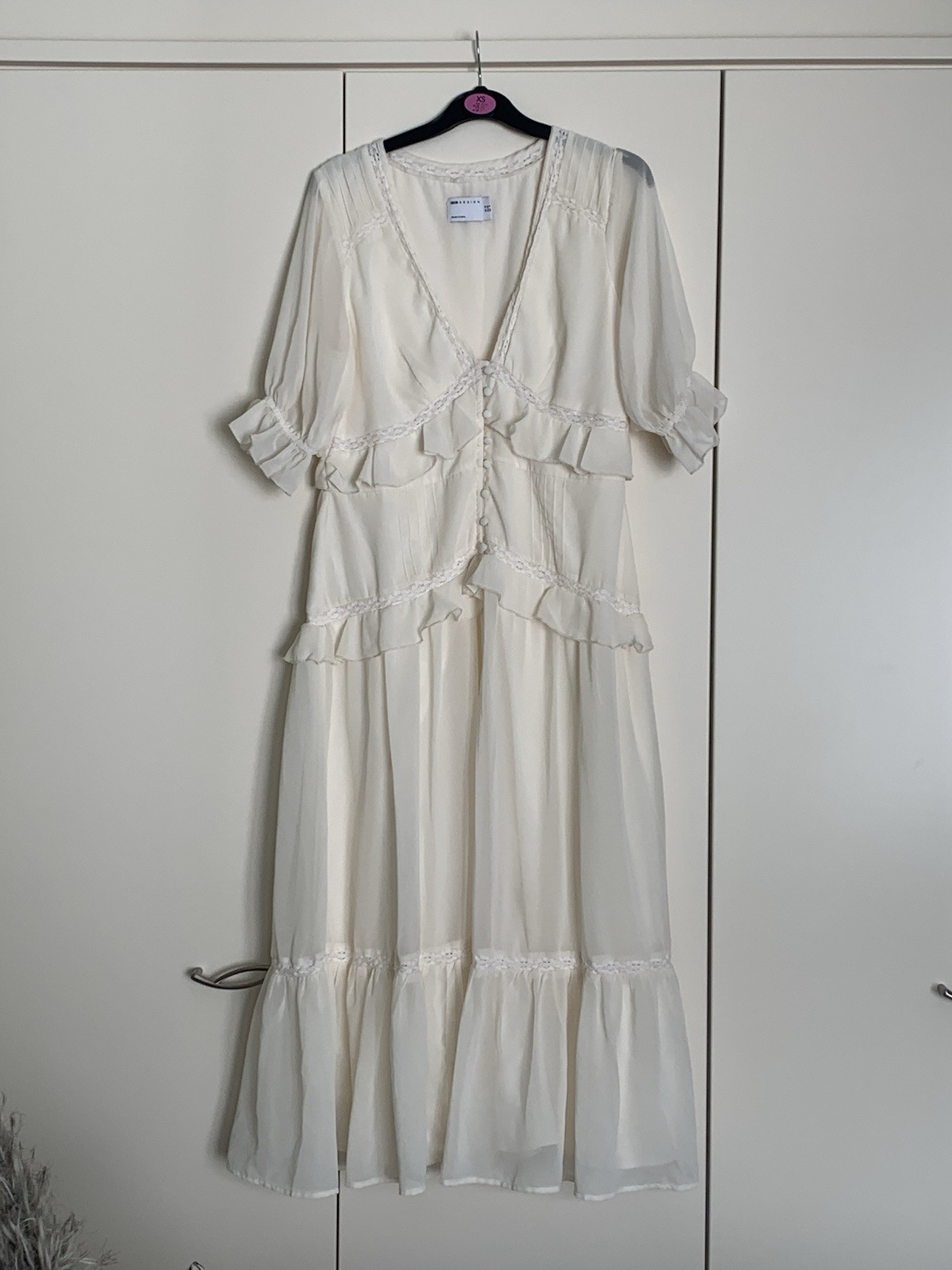ASOS DESIGN button-through lace insert tiered midi dress in ivory – size 12