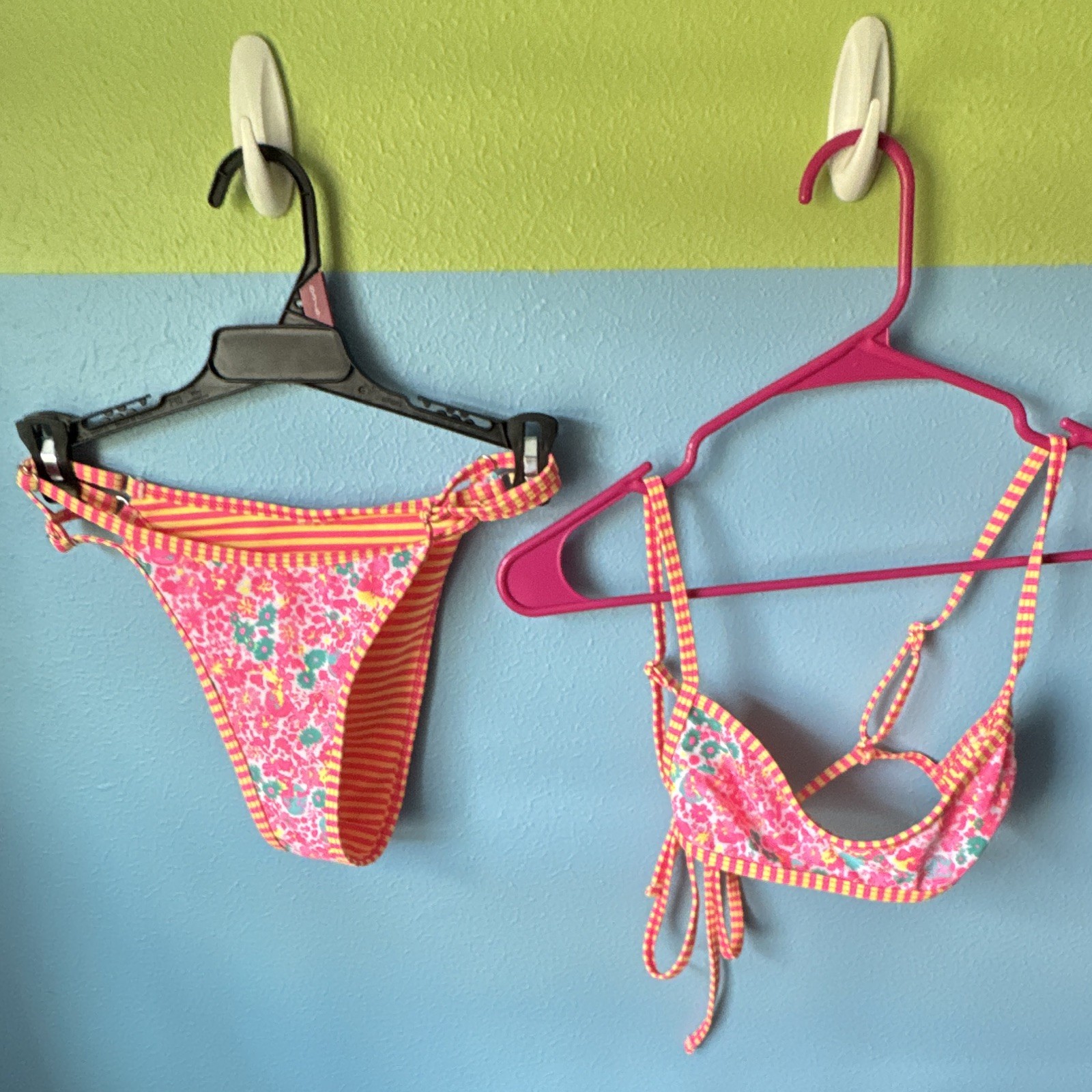 Women’s S 2-Piece Triangle Halter Bikini Set A Cup Pink Orange Floral Tie