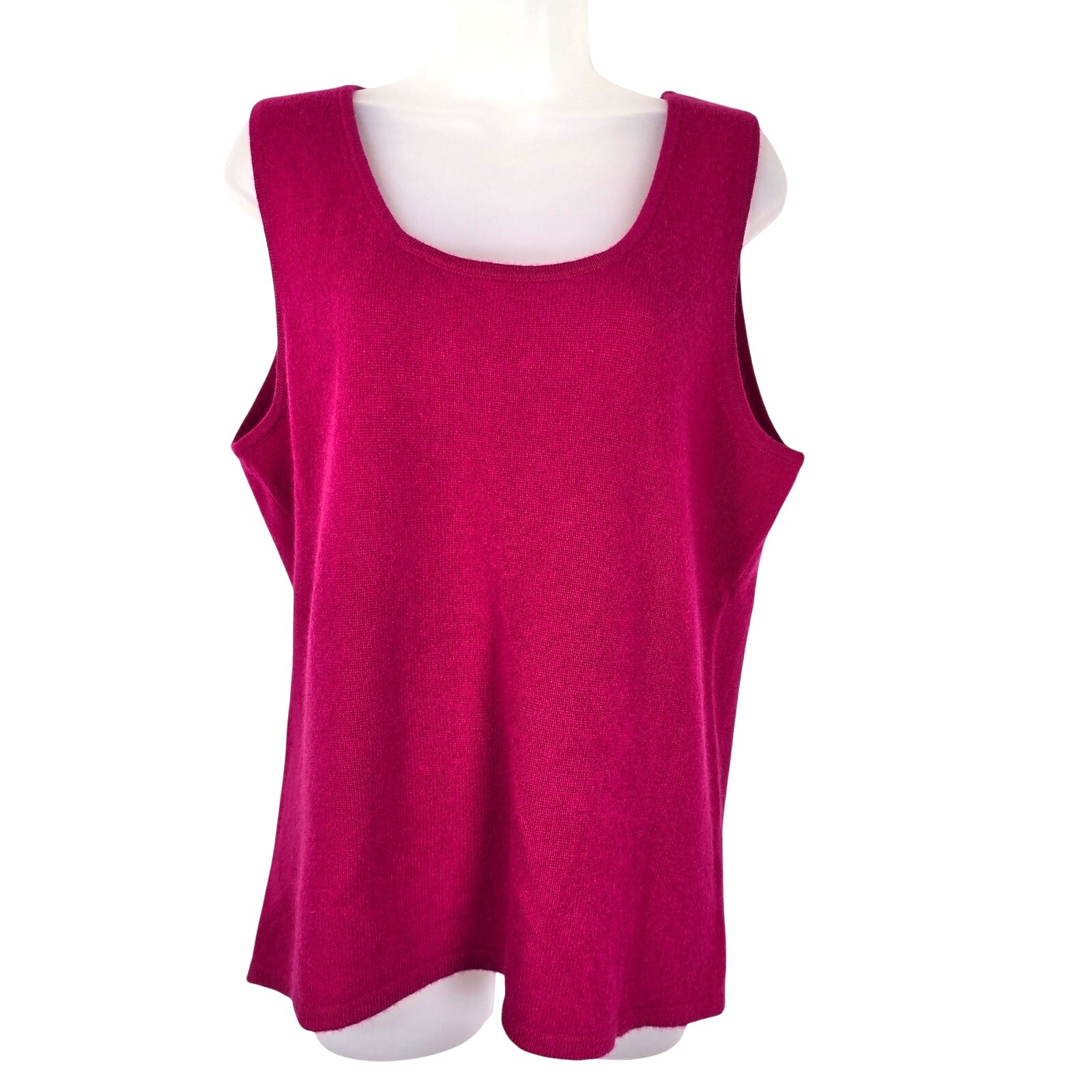 Neiman Marcus Cashmere Shell Women’s 2X Dark Raspberry Feminine Capsule Wardrobe