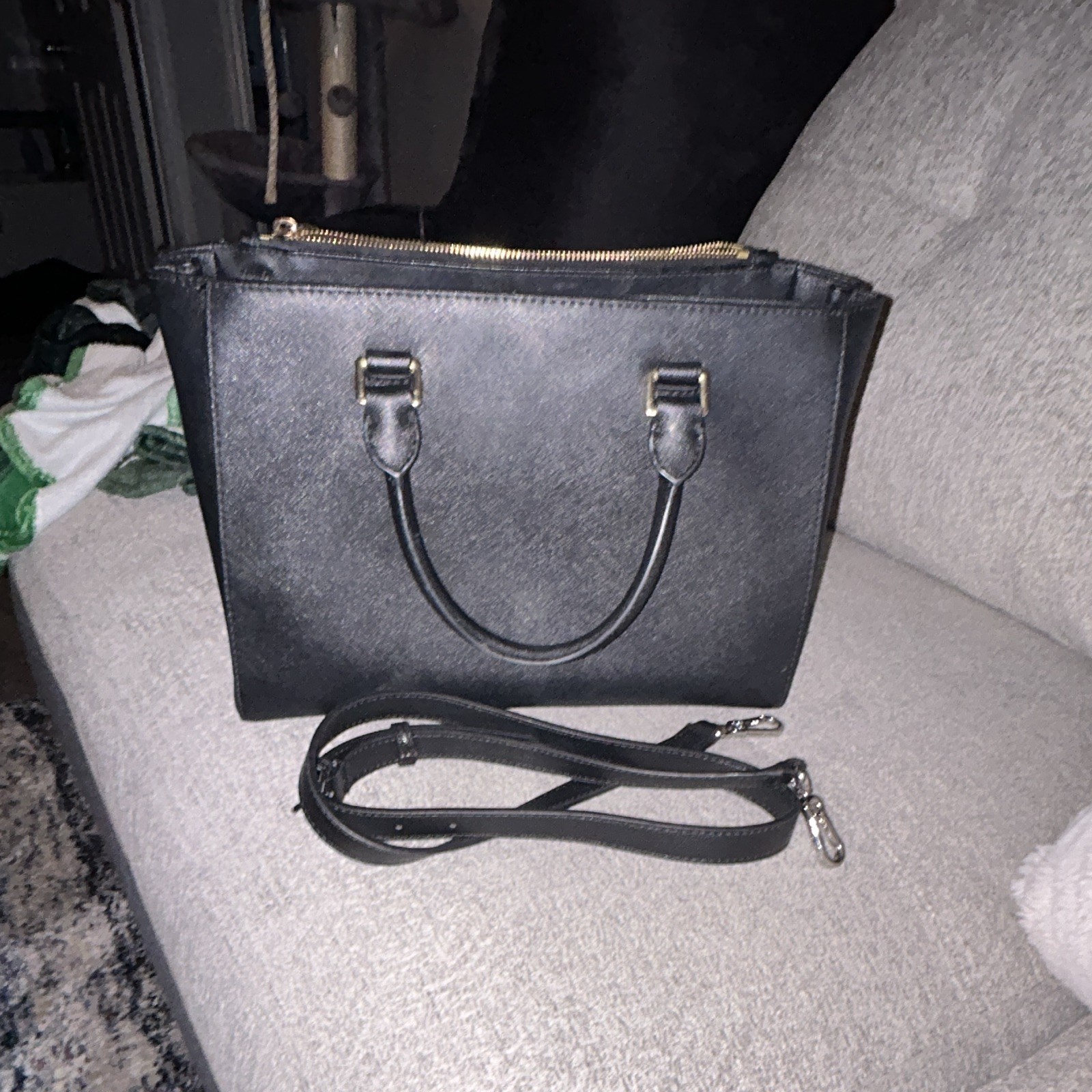 Michael Kors Black Satchel Top Handle Bag Zip Closure Detachable Strap Gold