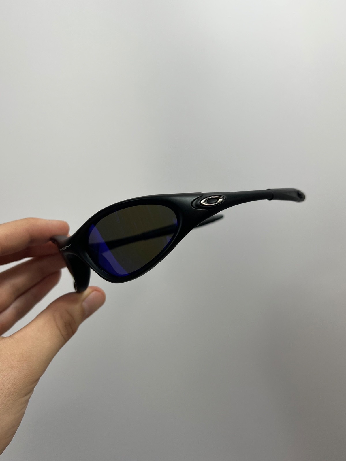 Vintage Oakley Minute 1.0 Sunglasses