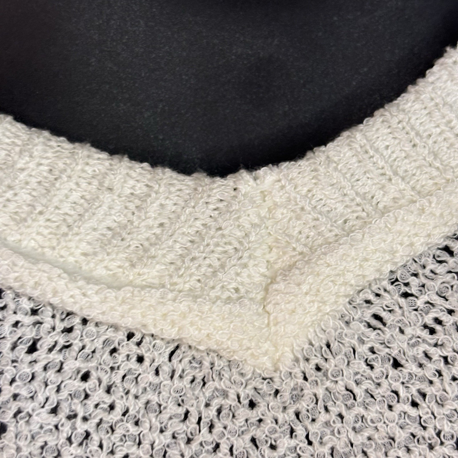 POL Daisy Flower Hooded Sweater Medium White Boho Beachy Oversized Knit Top