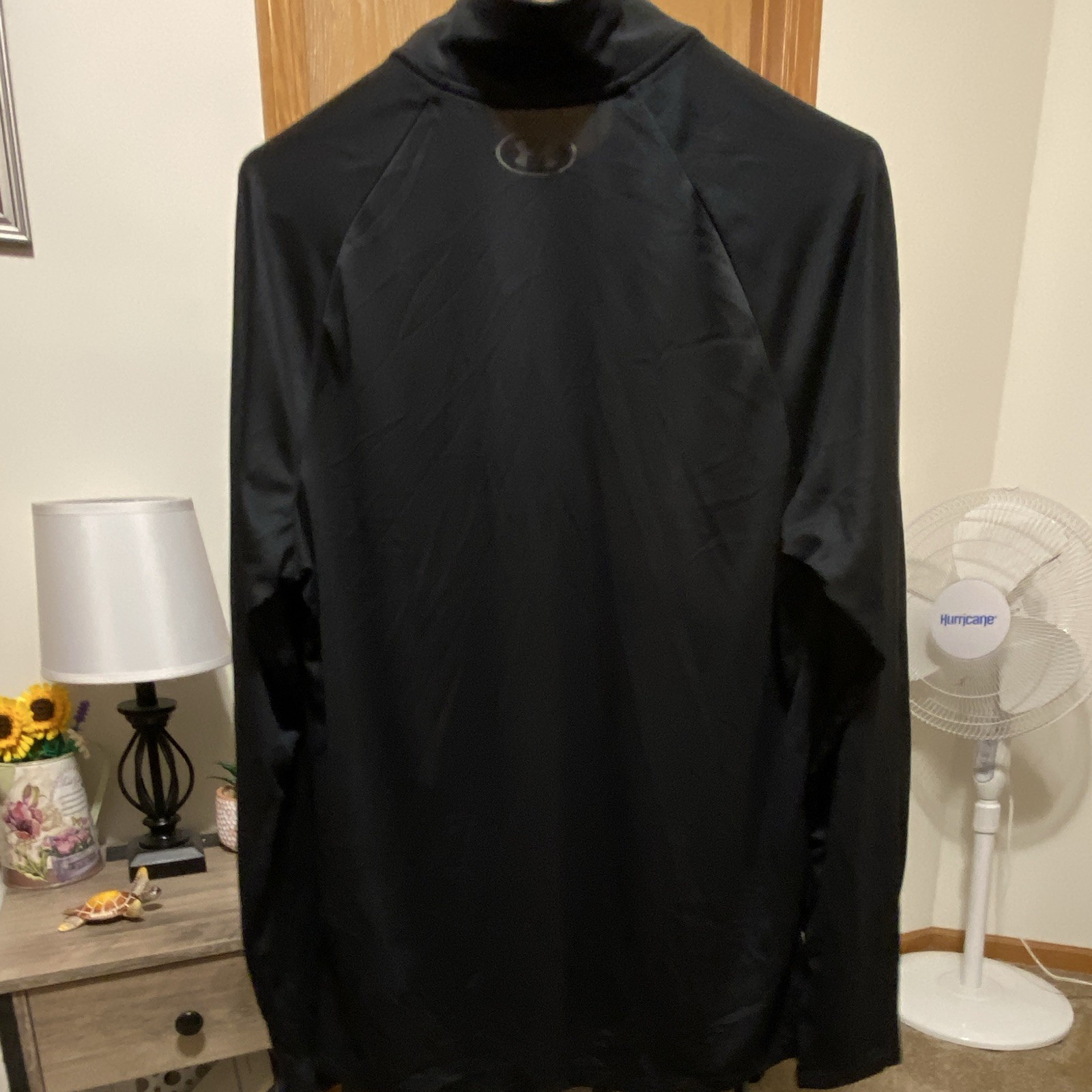 Under Armour UA Tech 2.0 1/2 Zip Loose Fit Black Long Sleeve Top Men’s M