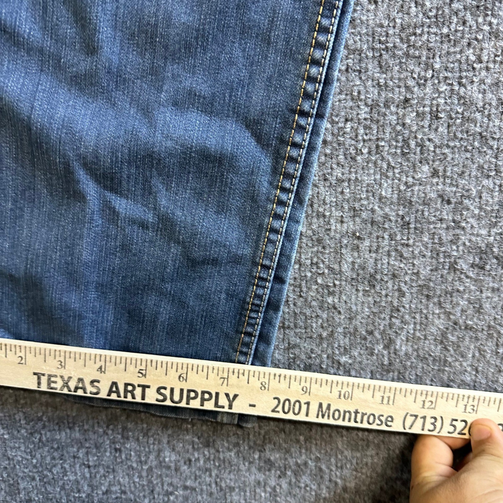 Levi’s Jeans Mens Size 18 Reg Blue 505 Regular Fit Straight Leg Denim W29 L29
